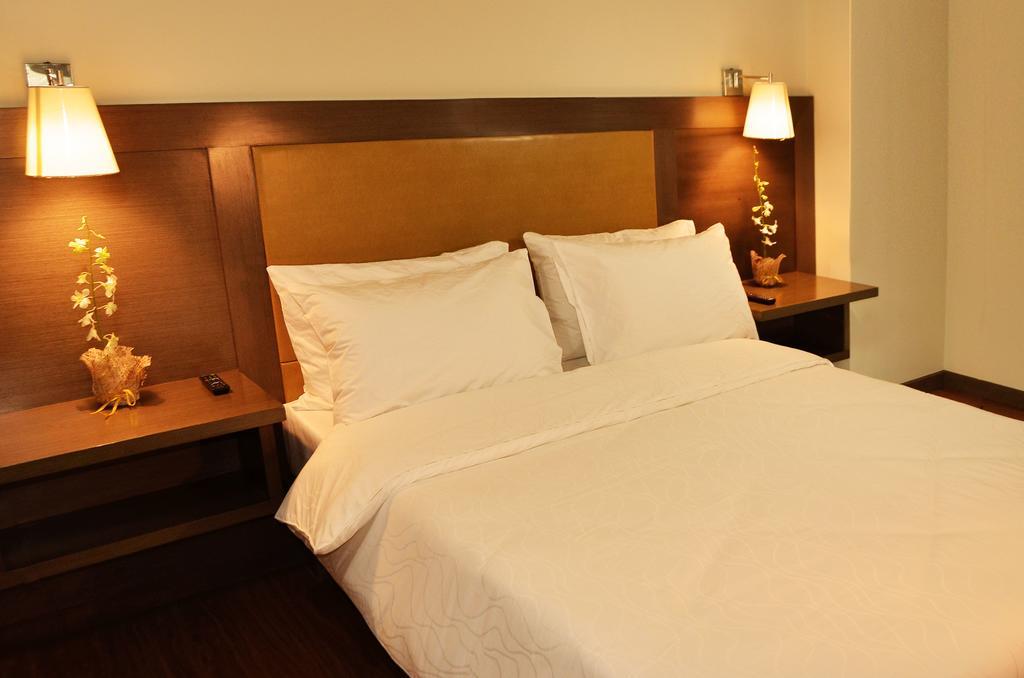 Rivermount Hotel And Resort Sarrat Eksteriør bilde