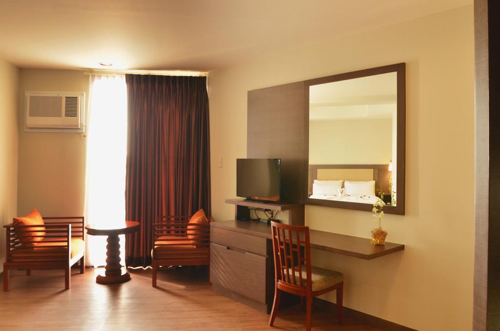 Rivermount Hotel And Resort Sarrat Eksteriør bilde