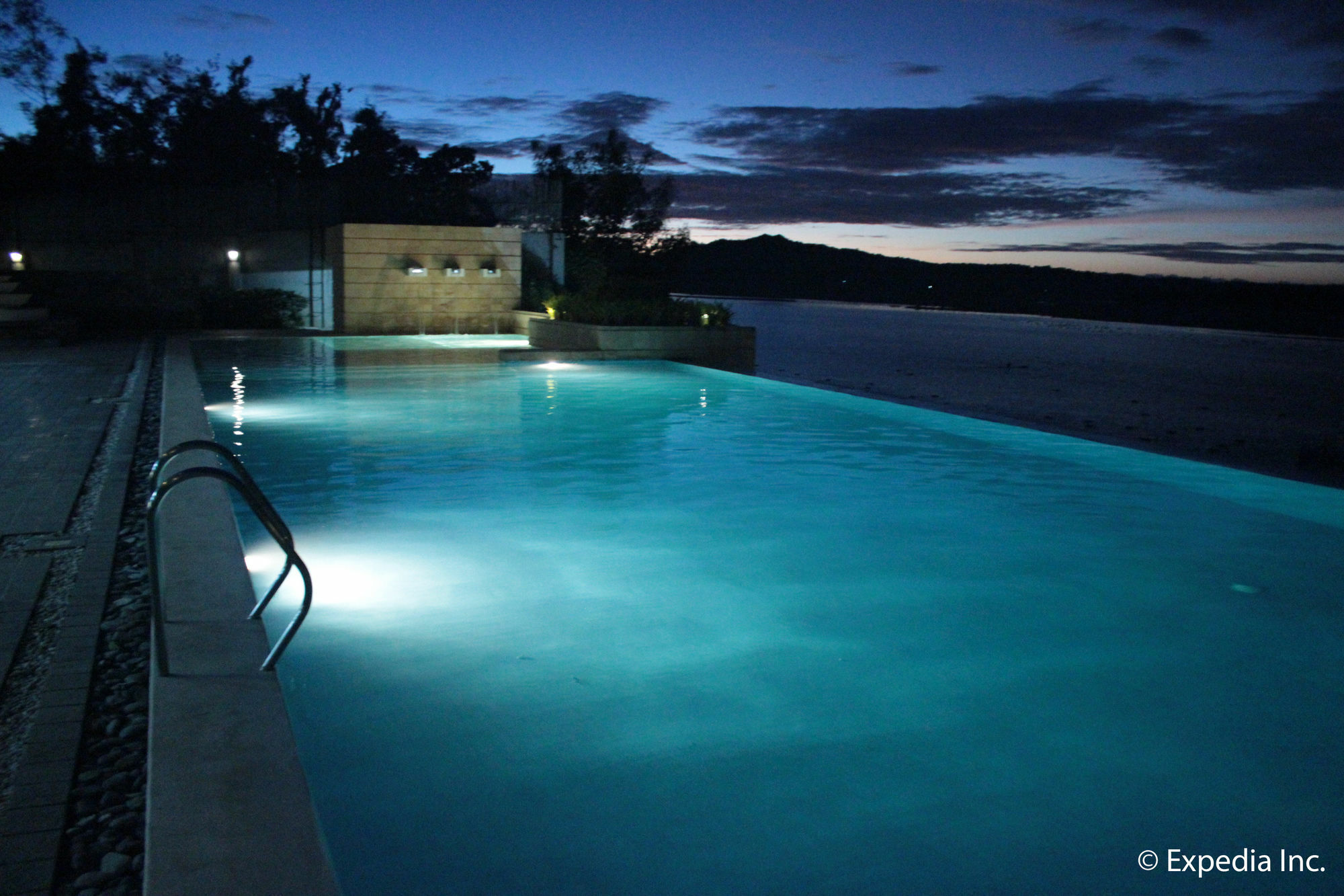 Rivermount Hotel And Resort Sarrat Eksteriør bilde