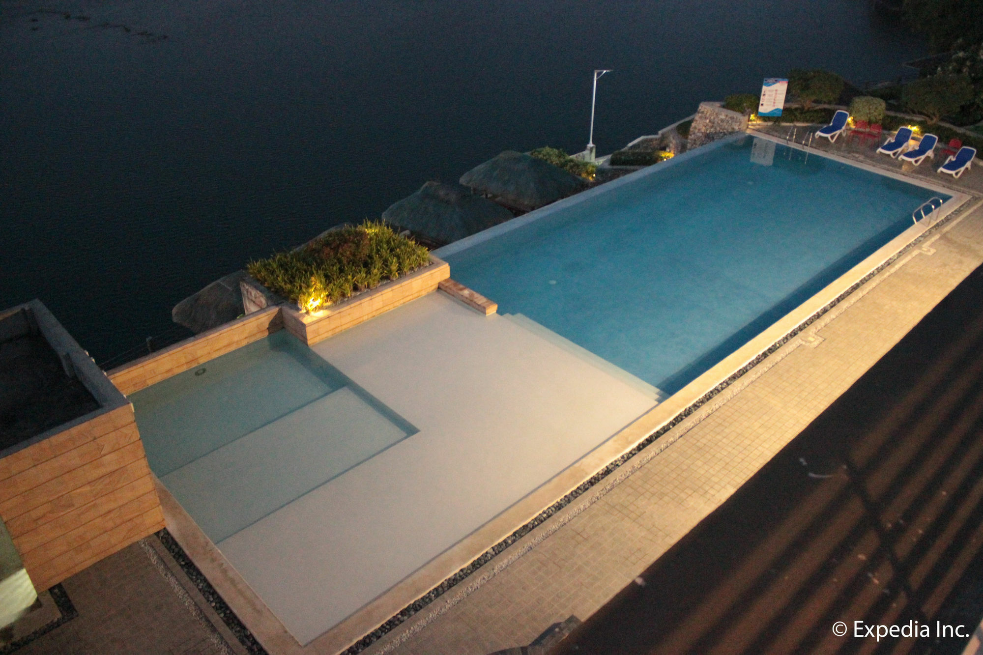 Rivermount Hotel And Resort Sarrat Eksteriør bilde